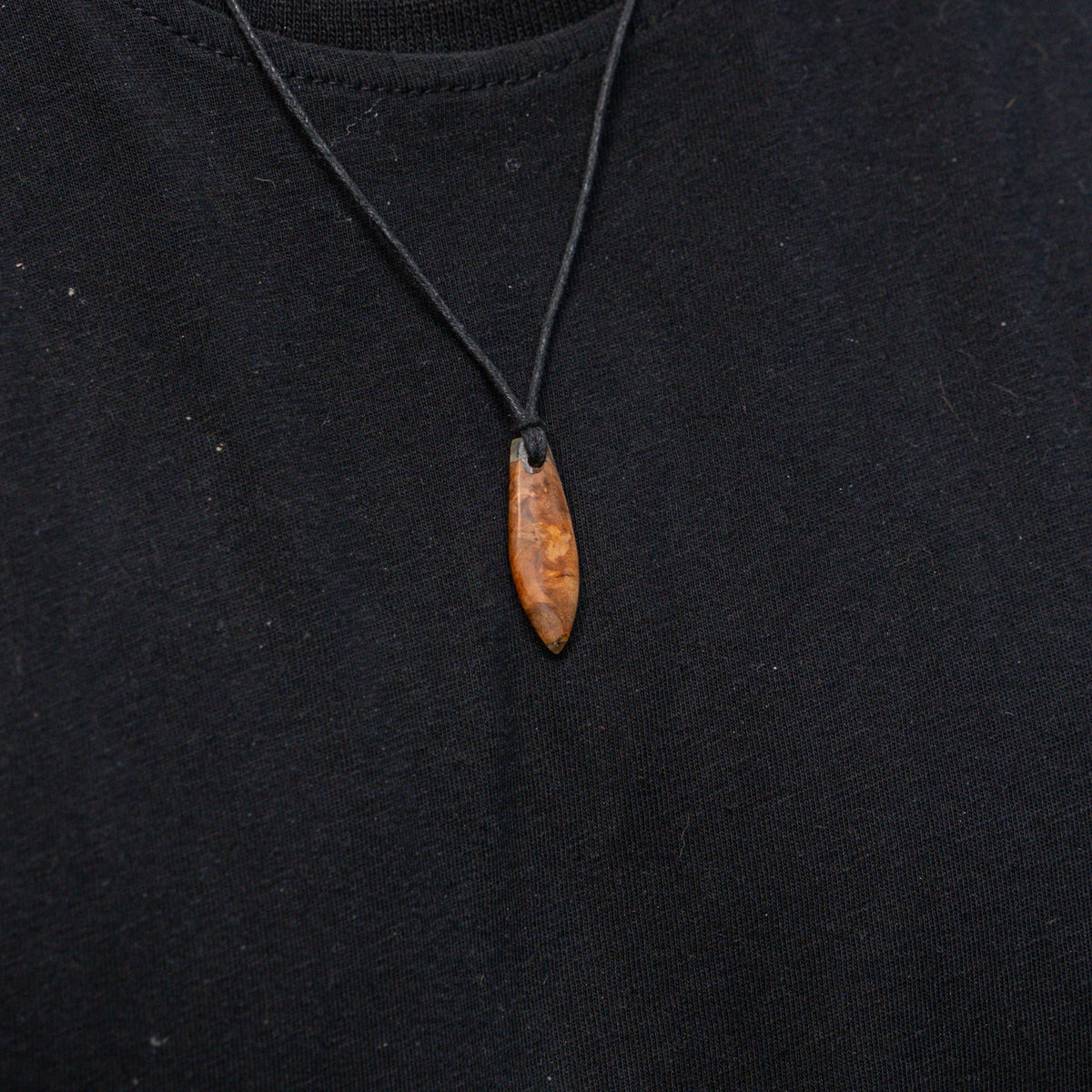 přívěsek SURF