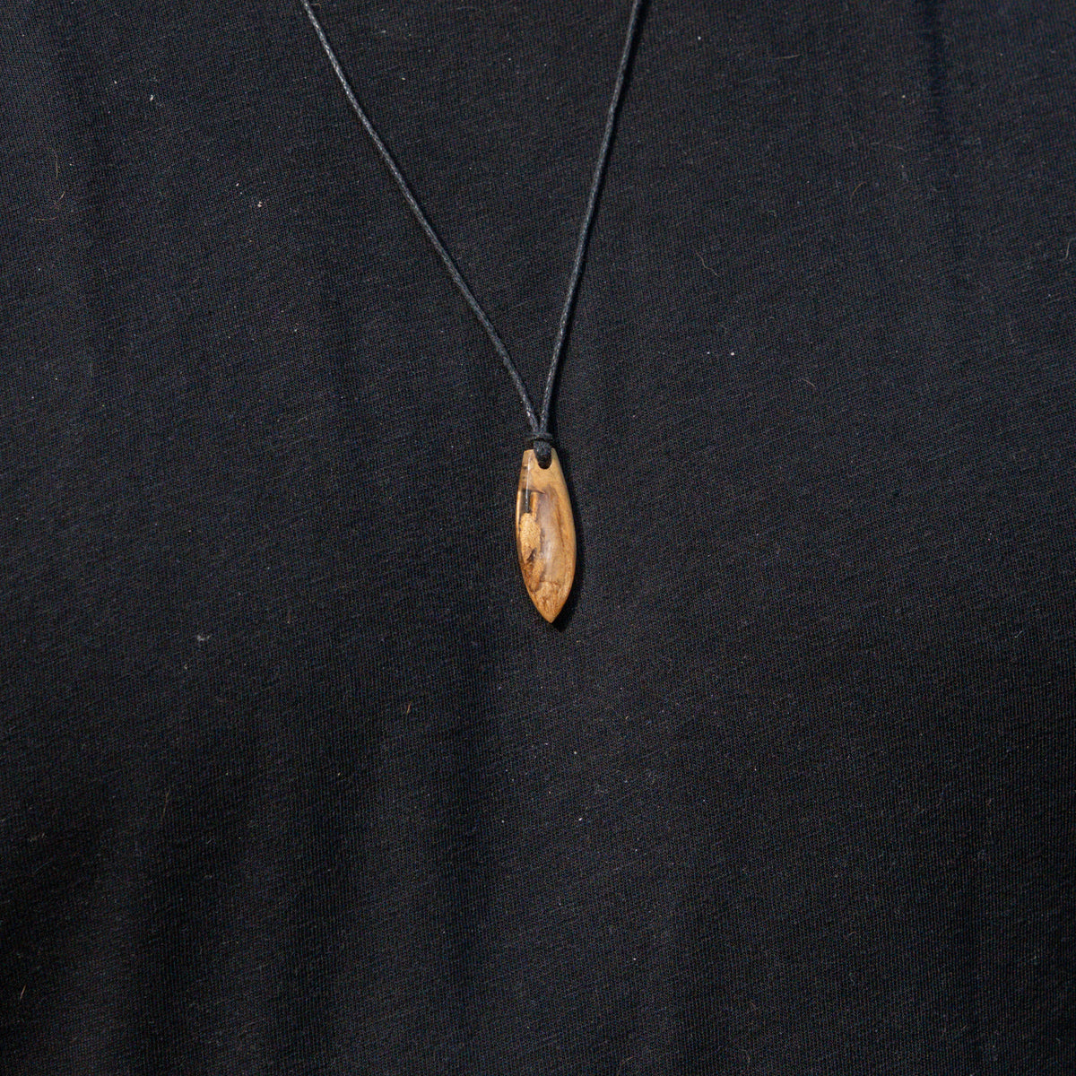 přívěsek SURF